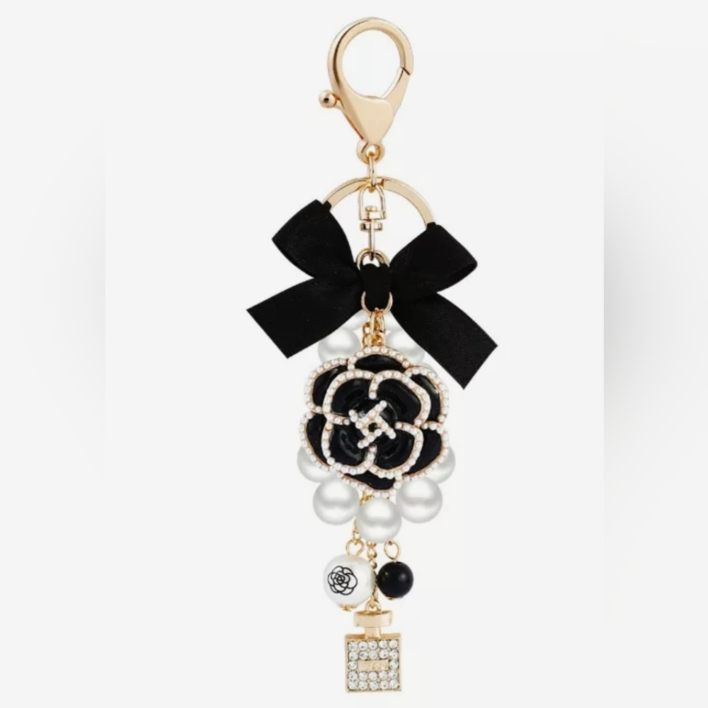 Luxury Key chain fob with black rose bow pearls perfume bottle rhinestones NWT
